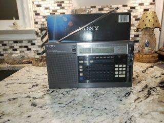 SONY ICF - 2010 Air/FM/LW/MW/SW Receiver.  Box,  strap and AC adapter 10
