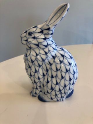Vtg Andrea By Sadek Blue & White Fishnet Porcelain Rabbit Figurine - 5 1/2 