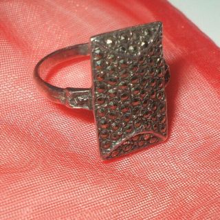 VINTAGE DECO STYLE SILVER MARCASITE RING UK SIZE ' R 1/2 ' 2