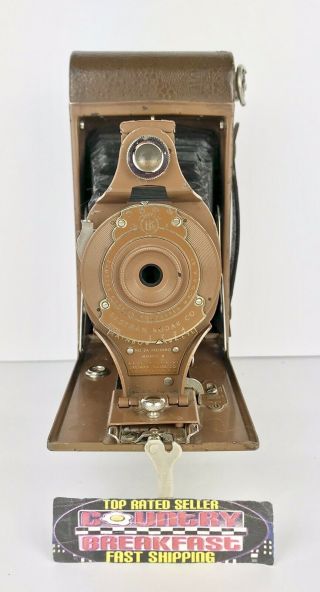 Vintage Eastman Kodak Rainbow Hawkeye No.  2a Folding Model B Camera Brown