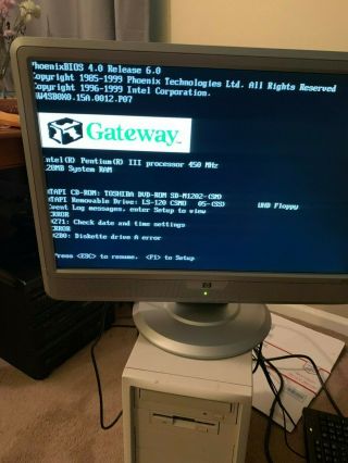Gateway Desktop Computer Pentium III 450MHz Windows 98 128MB RAM 4.  53GB HDD 6