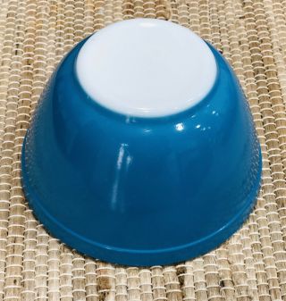 Vintage Small Pyrex Blue 401 Mixing Bowl