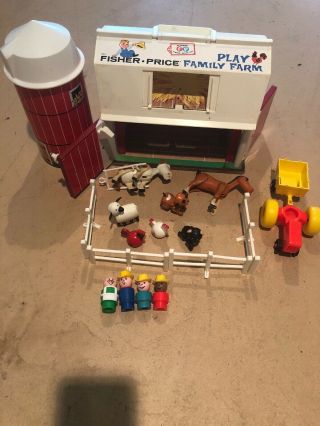 Vintage Fisher - Price Little People Play Family Farm Barn 915 Silo Animals Toy