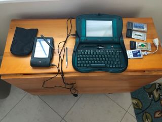 Apple Newton Emate 300 | H0208 | With Ac Adapter & Stylus | Great
