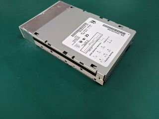 Iomega Zip Z100Si 100MB Disk SCSI Drive Internal Mac PC Vintage 2