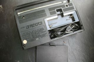 Vintage Sony AC Battery Sensitive AM/FM Portable Radio ICF - 7270W - 2