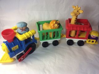 Vtg 1991 Fisher Price Little People Circus Train Play Set Pull Toy Animal 2373