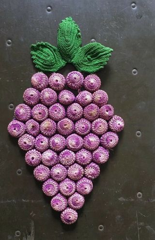Vtg Bottle Cap Trivet Crocheted Grapes Large Cork Hot Pad Hand Made Purple Green