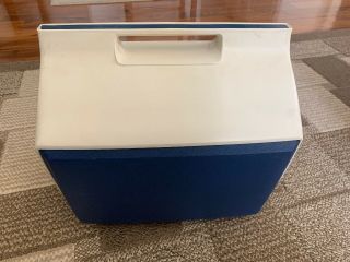 Vintage 1980s PLAYMATE Cooler 16 Quart by Igloo - Blue & White 3