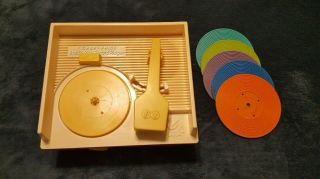 Vintage Fisher Price 1971 Wind Up Record Player Music Box W/records
