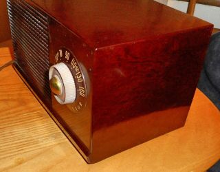 Vintage 1950’s RCA Victor Brown Plastic Case TUBE RADIO 5