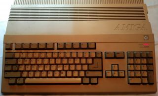 Commodore Amiga 500 With Ram Expansion Sn Ca1104430 Parts
