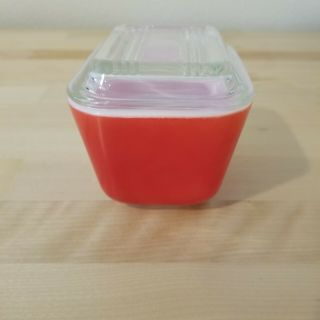 Vintage Red Pyrex Refrigerator Dish with Glass Lid 501 B C Primary 1.  5 cup 2