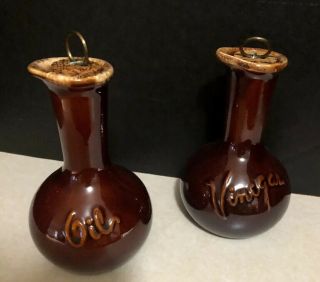 Vintage Hull Usa Pottery Brown Drip Oil And Vinegar Cruet Set