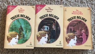 15 Trixie Belden Mystery Books Vintage 6