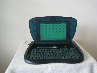 Apple Newton Emate 300 | H0208 | With Ac Adapter & Stylus | It Great