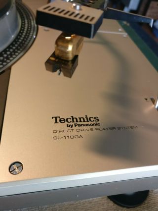 Technics Sl - 1100a Turntable With Strobe And Dust Cover