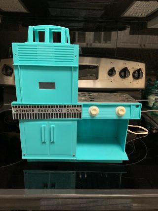 Vintage Kenners Easy Bake Oven 1960s