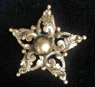 Vintage Cini Sterling Silver Ornate Star Acanthus Leaf Dome Brooch Pin