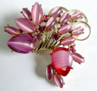 A Vintage Exquisite Flower Brooch With Pink Glass Stones & Pink Diamantes