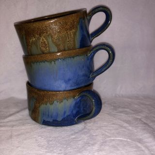 Vintage Pottery Douglas Ferguson Handled Soup Mugs.  Set Of 3.  Drip Glazed Signed