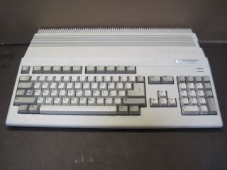 Vintage Commadore Amiga A - 500 A500 Computer Non