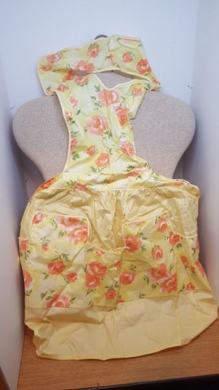 Vintage Apron,  Cotton Full Apron,  Floral Yellow,  Old Macys Tag Pinned On It