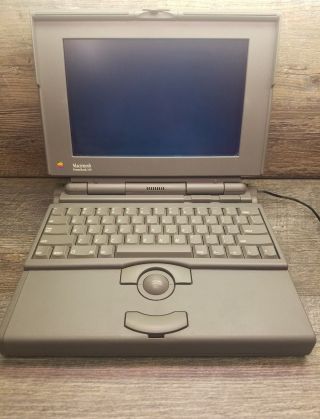 Macintosh Powerbook 140 Powers On.