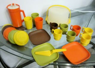 Vintage Child Play Tupperware Mini Toy Dishes Set Tumbler Plate Mug Cake Carrier