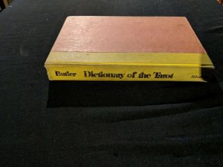 Butler,  Bill.  The Dictionary Of Tarot.  1975.  Schocken Books.  First Us Edition