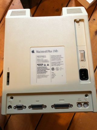 Apple Macintosh Plus 1Mb Model M0001A Personal Computer Bag Keyboard Mouse 5