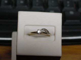 Vintage 14k Gold Ladies Engagement Diamond 3.  5mm,  6 Small Side Diamonds Sz 6.  5