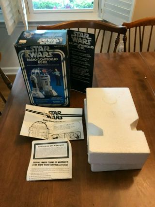 Vintage Star Wars Robot R2 - D2 with box 3