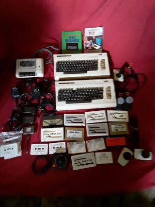 Vintage Commodore Vic 20 Computer W/c2n Cassette Player Controllers Cords Games