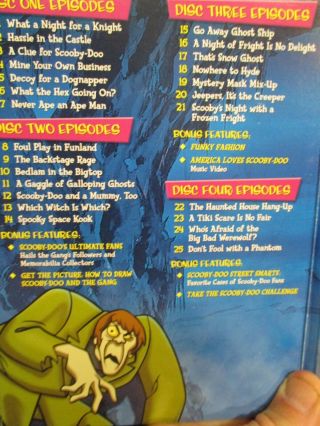 vintage “SCOOBY - DOO WHERE ARE YOU?” Seasons 1 & 2 DVD BOX SET all DVDs fine 4