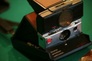 Polaroid Sx - 70 Sonar " Sears Special " Red Button Camera