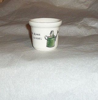 Vtg Wedgwood Peter Rabbit Etruria & Barlaston England Small Egg Cup Euc