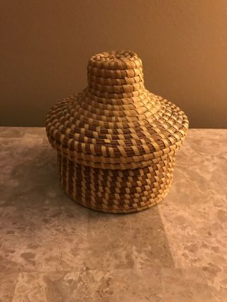 Small Round Vintage Woven Sweetgrass Basket With Lid