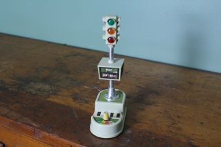 Vintage Louis Marx Battery Operated Traffic Light Signal Old Toy 8 1/2 "