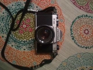 Pentax K1000 35mm Slr Film Camera With Smc Pentax - A 1:2 50mm Lens And Flash