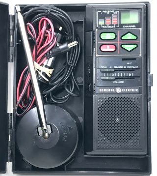 Vintage Help Ge Emergency 3 - 5909b Full Power 40 Channel Cb Radio 2 - Way Hard Case