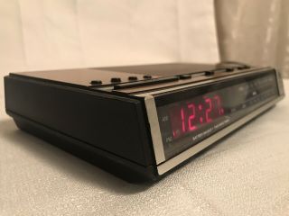 Vintage GE General Electric 7 - 4636D AM/FM Radio Dual Alarm Clock Wood Grain 5