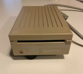 Apple 3.  5 " External Floppy Disk Drive Model A9m0106