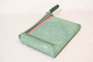 Vintage Premier Trimmers Photo Materials Co.  Guillotine Paper Cutter 8x10 SHARP 3