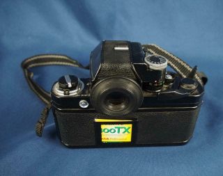Vintage NIKON F2 35MM Film Camera w 105mm f/2.  5 Lens 8