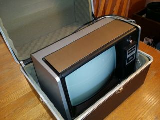 Radio Shack Trs - 80 Model 1 Computer Video Monitor Model I With Case