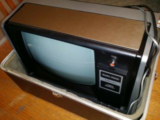 Radio Shack TRS - 80 Model 1 Computer Video Monitor MODEL I with Case 3