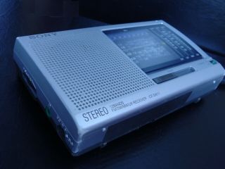 vintage SONY ICF - SW11 portable radio Shortwave FM/AM 12 band stereo receiver 4