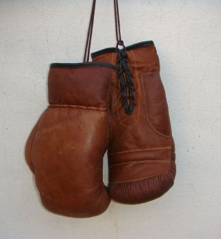 Vintage Tan Leather Boxing Gloves - Retro