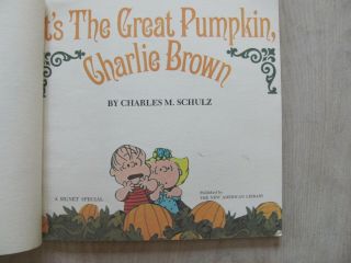 IT ' S THE GREAT PUMPKIN CHARLIE BROWN by Charles Schultz 1 st printing 1969 2